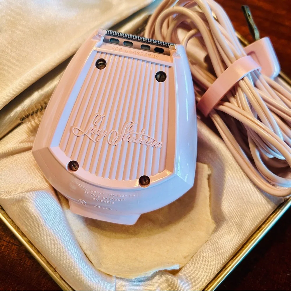 Vintage Lady Sunbeam Electric Razor • Tested & Working • Original Case
